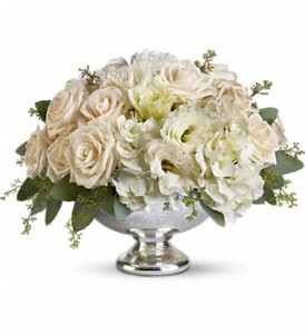 christmas wedding flowers resized 600