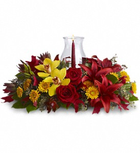 thanksgiving flowers with candle resized 600