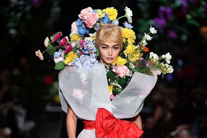 gigi-hadid-bouquet-moschino-runway-show.jpg